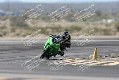 media/Jan-15-2026-Racers Edge (Thu) [[dfebeb70ab]]/3-B Group/Session 2 (Turn 11)/